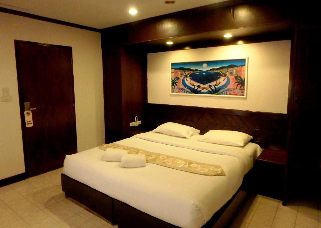 Karon Cafe Inn – Phuket